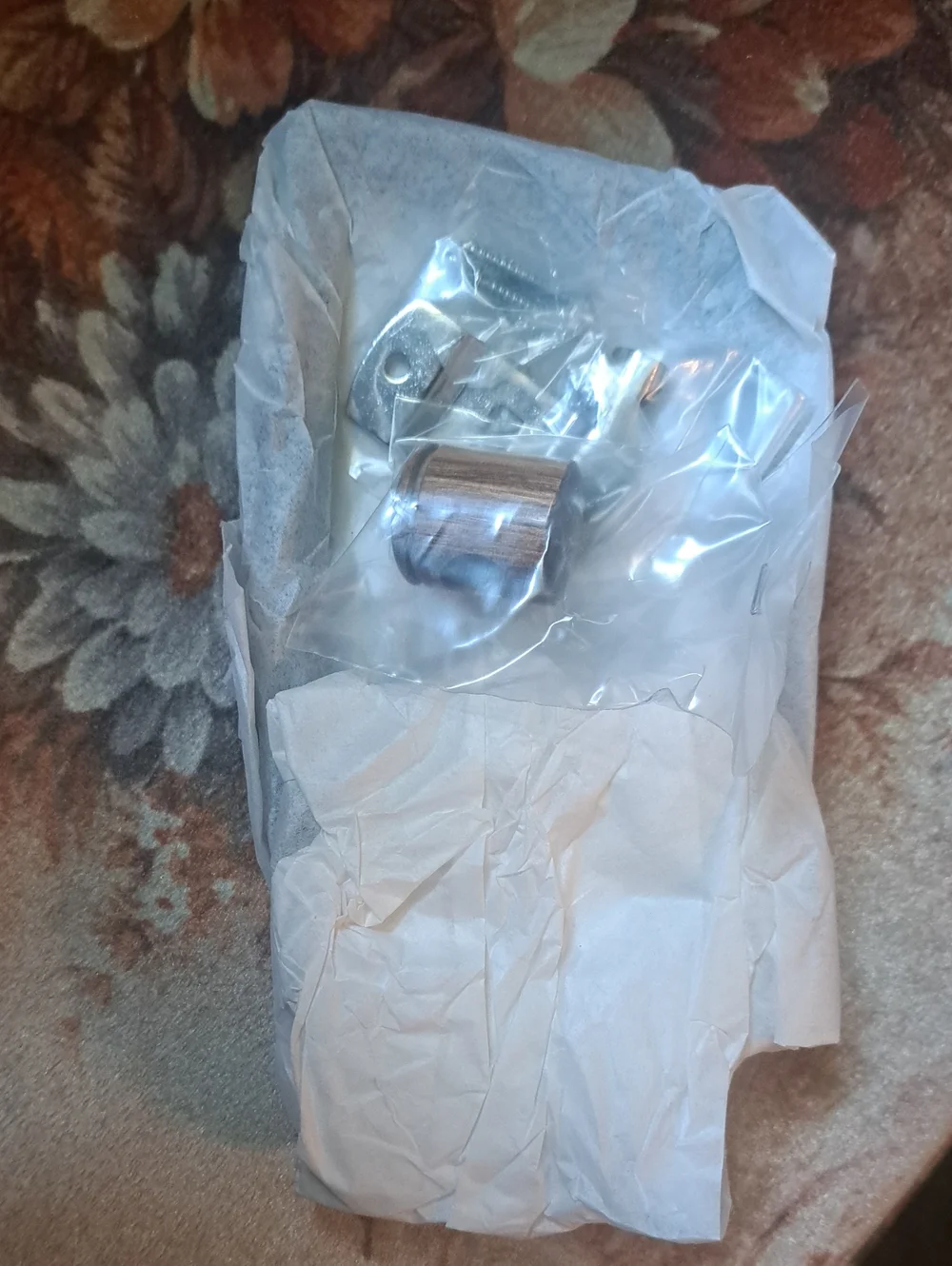 New In Box - Vintage EKCO Towel Ring